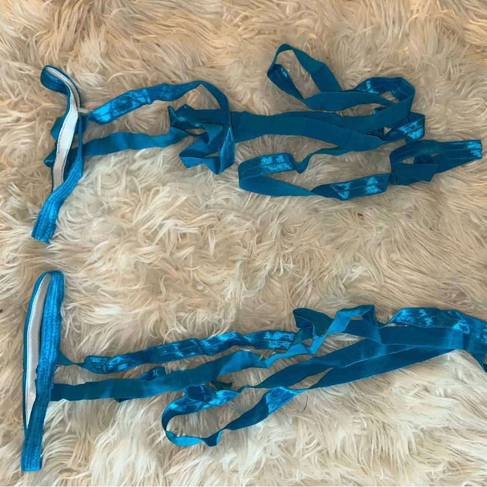 Blue leg wraps